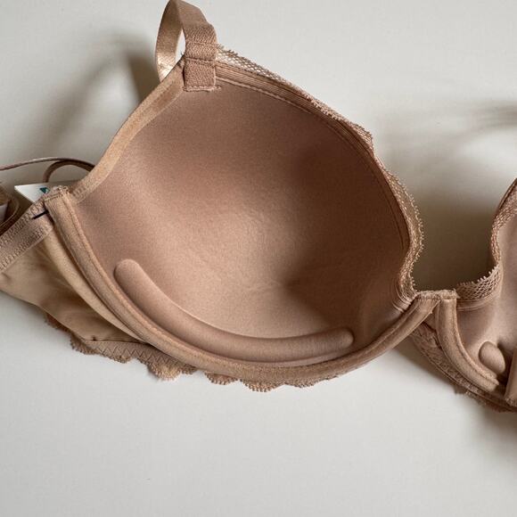 Calvin Klein QF1444 Seductive Comfort Lace Demi Lift Beige Bra NWT Size 32DDD - Picture 9 of 13